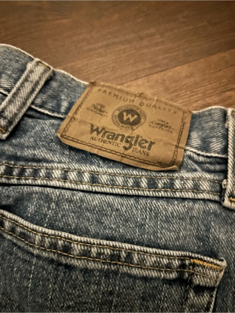 Wrangler Light Blue Relaxed Fit Men’s Jeans
